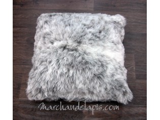 Coussin peau de mouton. Gris poils courts