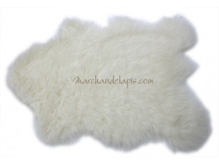 Tapis enfant laine. Imitation peau de Mouton