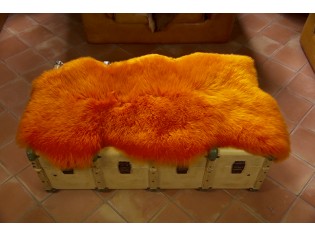 Peau de mouton. Orange - 110-120cm