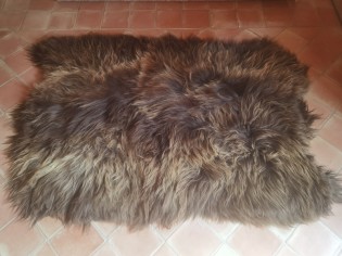 Tapis peau de mouton,Islande, 4 peaux, Marron rustique naturel