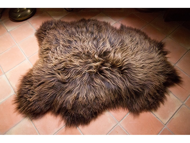 Peau de mouton naturelle marron | Tapis peau de mouton IS-PL-MRN-3-0126
