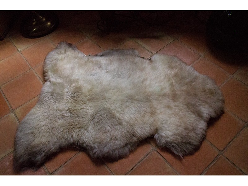 Peau de mouton naturelle | Tapis peau de mouton | Fourrure dense