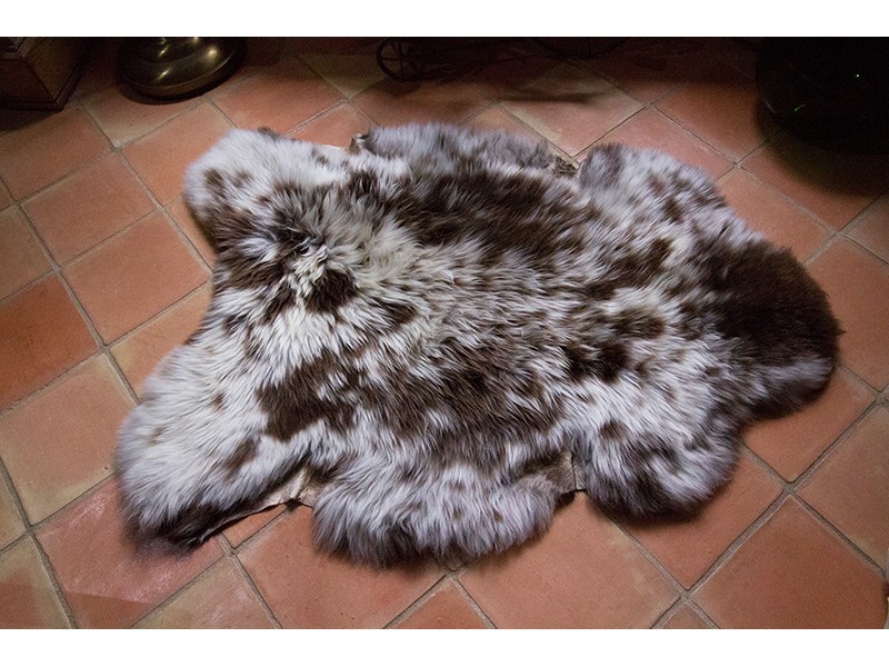 Peau de mouton naturelle | Tapis peau de mouton | Fourrure dense